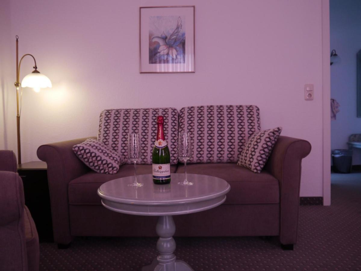 Hotel Esplanade Garni Ostseebad Kühlungsborn Kültér fotó